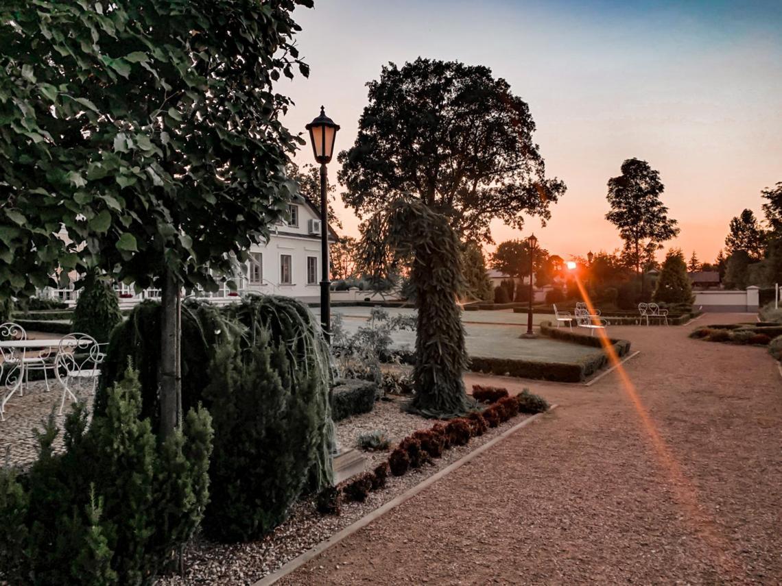 Hotel&Spa Dwor Droblin Leśna Podlaska Kültér fotó